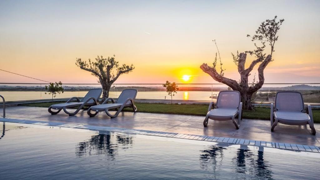 Top Villas Durres Exterior photo