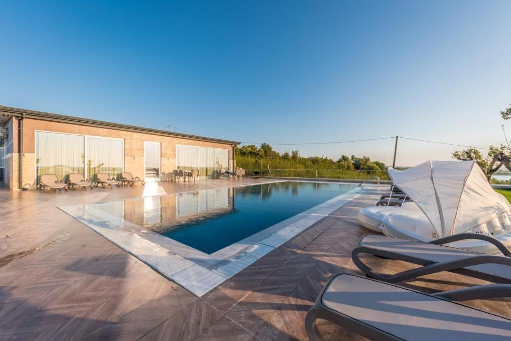 Top Villas Durres Exterior photo
