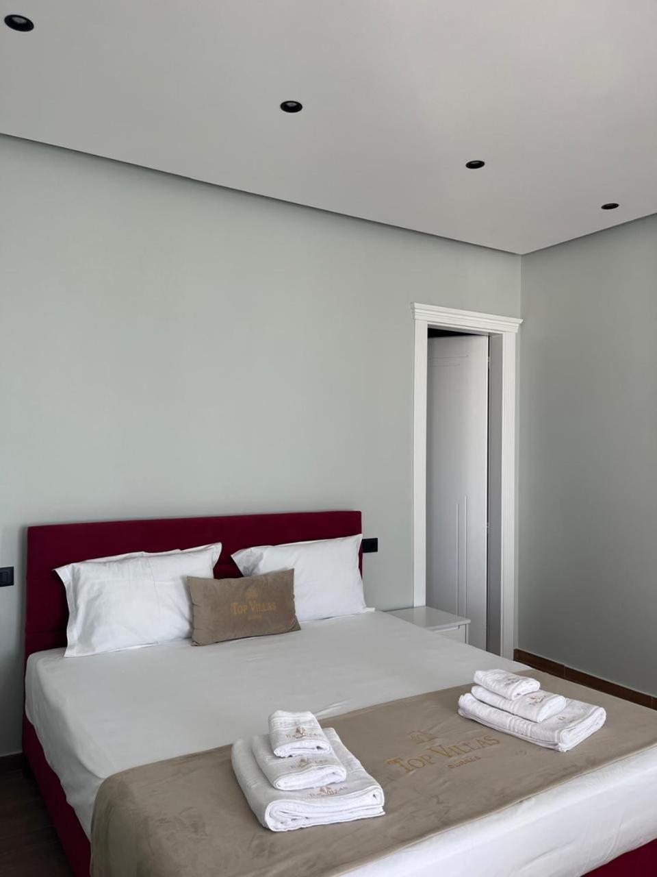 Top Villas Durres Exterior photo